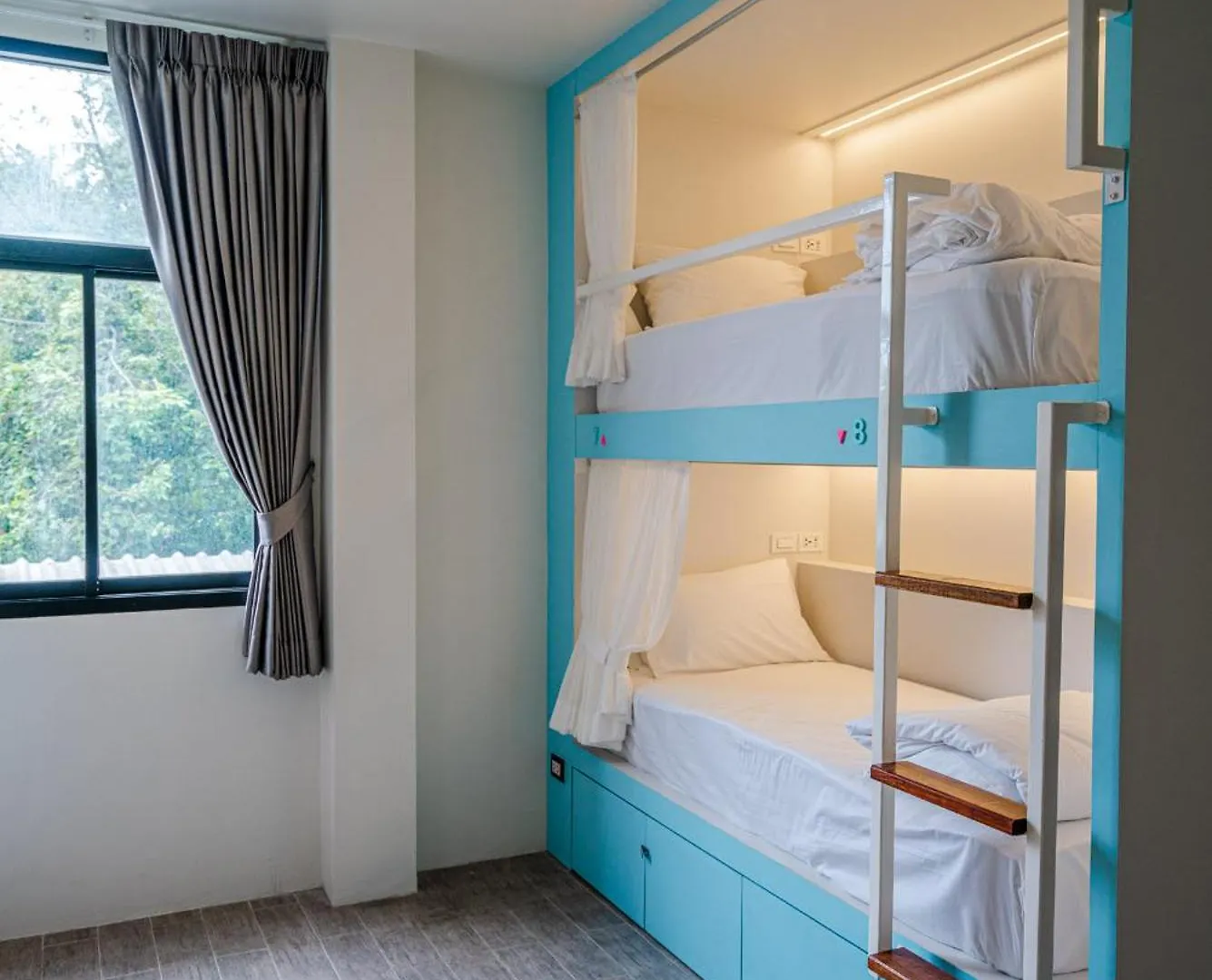 Nomads Koh Tao Hostel Thailand
